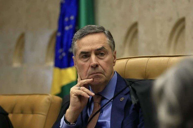 Antes de deixar o STF, Barroso vota pela descriminalização do aborto até 12 semanas