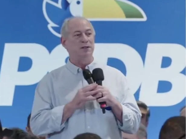 De volta ao PSDB, Ciro Gomes fala em “reinvenção política”
