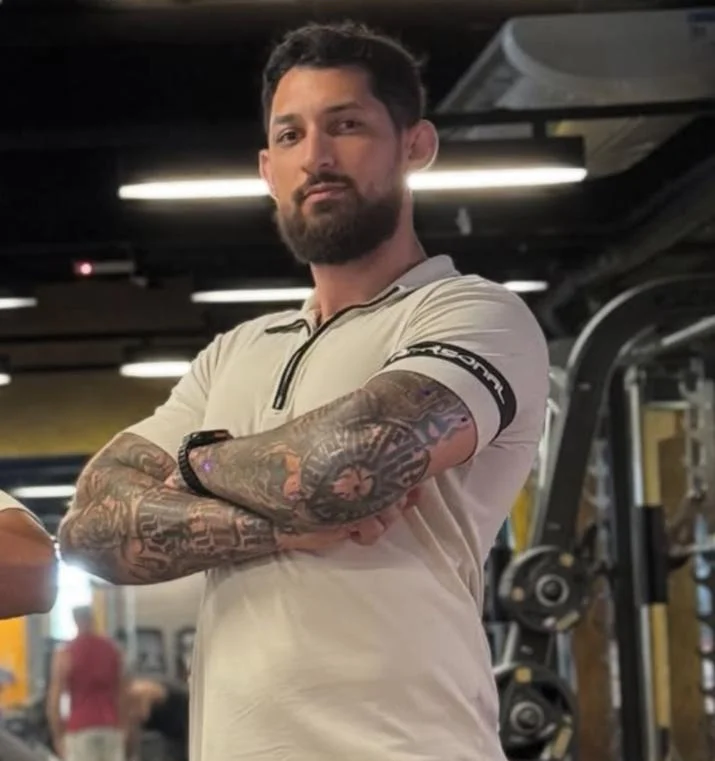 Personal trainer é morto a tiros no centro de Itajaí pela ex-mulher