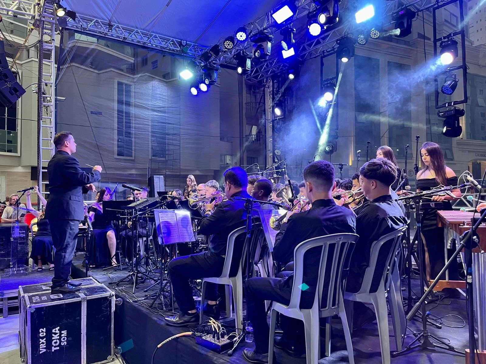 Banda Municipal encanta público na Feira Especial de Natal em BC