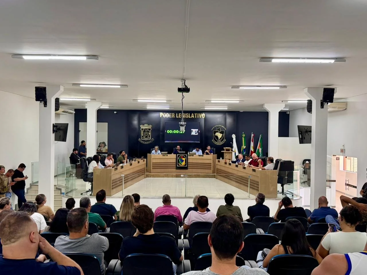 Foto: Divulgação/Sessão extraordinária com Fabiano Olegário já na presidência da Mesa Diretora.