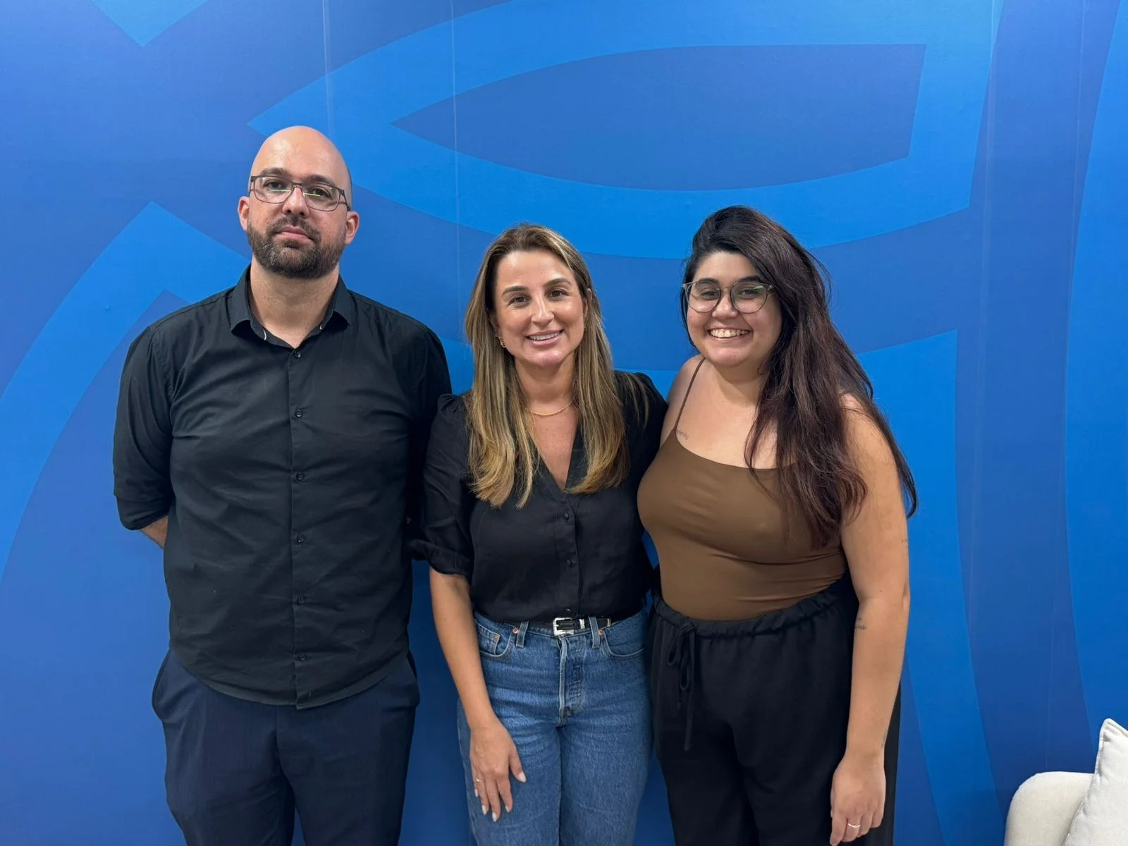 Gilson Bordin assume a Secretaria de Governo, Inovação e Orçamento e Kattiúcia Villain retorna à Comunicação em Balneário Camboriú