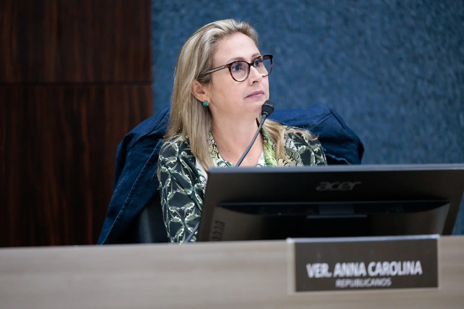 Vereadora Anna Carolina cobra dados sobre uso do “Alerta Mulher” em Itajaí