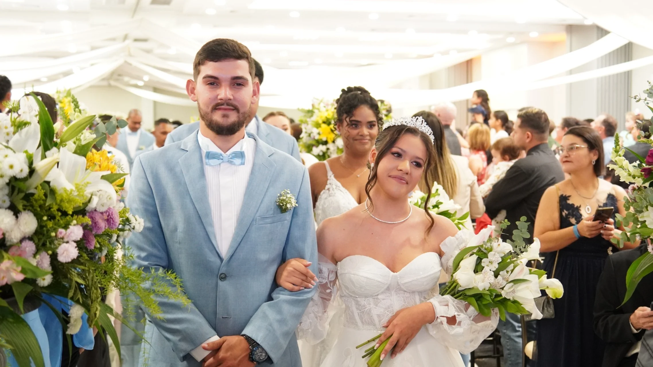 Casamento Coletivo celebra união de 62 casais no aniversário de Balneário Camboriú