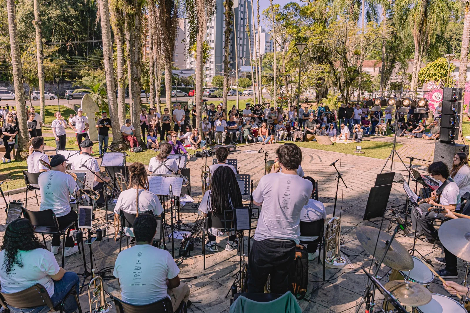 Experimental Big Band leva repertório de jazz brasileiro a Itajaí