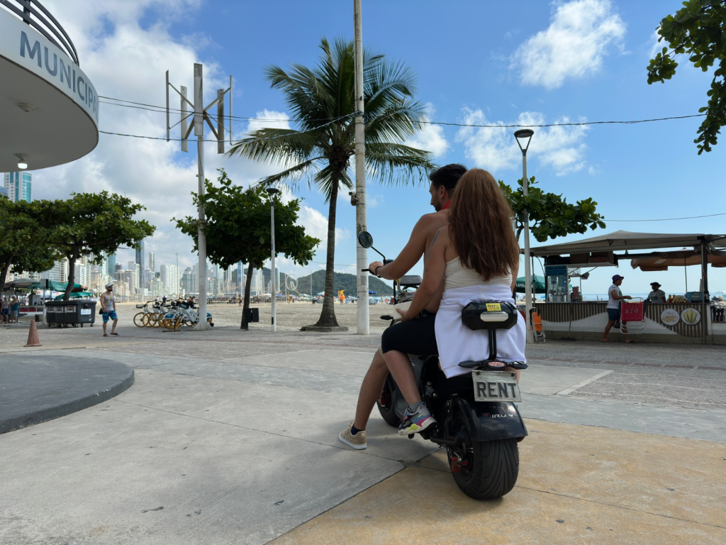 BC agora tem lei para patinetes elétricos e cia ltda