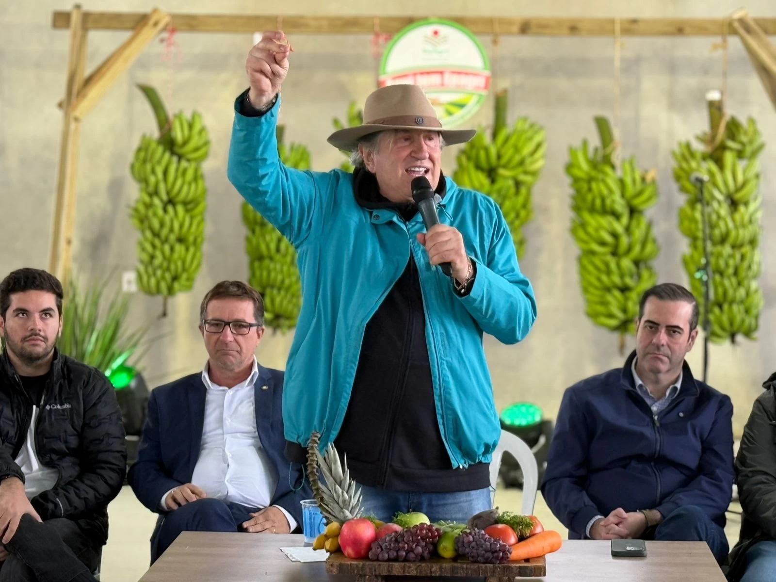 Camboriú celebra agricultores com festa na zona rural