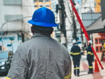 cosip-forca-tarefa-desta-semana-recolheu-cerca-de-uma-tonelada-de-fios-obsoletos-em-balneario-c-cosip-forca-tarefa-desta-semana-recolheu-cerca-de-uma-tonelada-de-fios-obsoletos-em-balneario-c