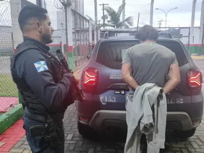 divida-alta-guarda-municipal-de-balneario-camboriu-prende-homem-que-deve-175-mil-reais-em-pensa-divida-alta-guarda-municipal-de-balneario-camboriu-prende-homem-que-deve-175-mil-reais-em-pensa-7