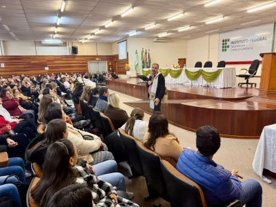 formacao-docente-mobiliza-rede-publica-em-camboriu-formacao-docente-mobiliza-rede-publica-em-camboriu