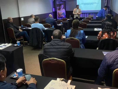 john-lenon-ministra-curso-em-florianopolis-para-vereadores-sobre-fiscalizacao-e-avaliacao-de-po-john-lenon-ministra-curso-em-florianopolis-para-vereadores-sobre-fiscalizacao-e-avaliacao-de-po