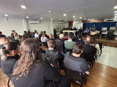 prefeitura-de-itapema-realiza-reuniao-de-orientacao-com-bares-e-restaurantes-sobre-fiscalizacao-prefeitura-de-itapema-realiza-reuniao-de-orientacao-com-bares-e-restaurantes-sobre-fiscalizacao-2
