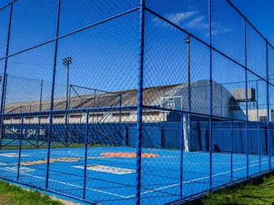 quadra-de-basquete-3x3-e-revitalizada-em-balneario-camboriu-quadra-de-basquete-3x3-e-revitalizada-em-balneario-camboriu
