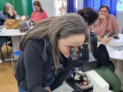 secretaria-de-educacao-inicia-formacao-para-uso-do-laboratorio-de-ciencias-naturais-em-itapema-secretaria-de-educacao-inicia-formacao-para-uso-do-laboratorio-de-ciencias-naturais-em-itapema